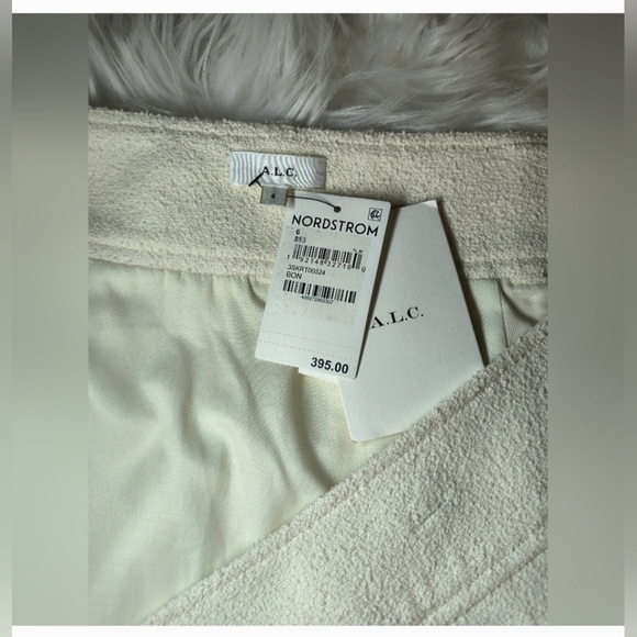 A.L.C. Cream Mini Skirt Women's Size 6 - Picture 7 of 11